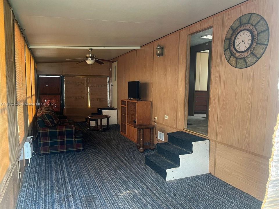 For Rent: $1,100 (1 beds, 1 baths, 0 Square Feet)