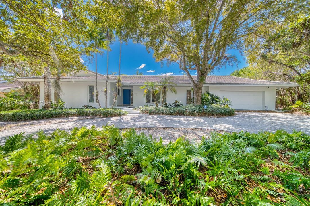 合同活跃: $14,500 (5 贝兹, 3 浴室, 3219 平方英尺)