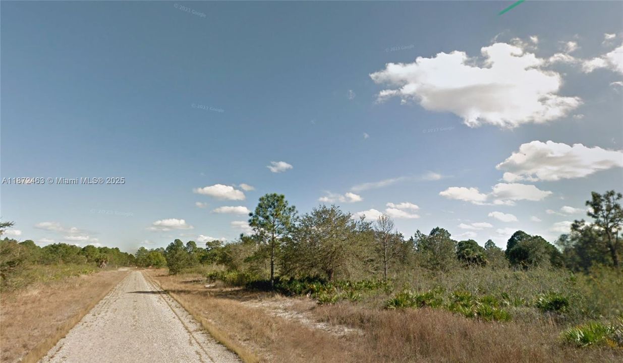 For Sale: $19,000 (0.25 acres)
