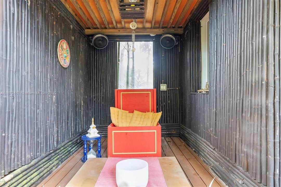 For Sale: $2,390,000 (4 beds, 4 baths, 2729 Square Feet)