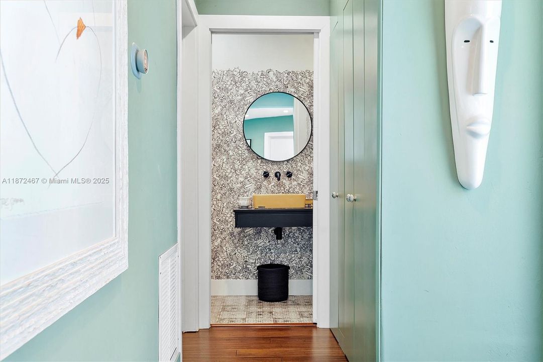 For Sale: $2,390,000 (4 beds, 4 baths, 2729 Square Feet)