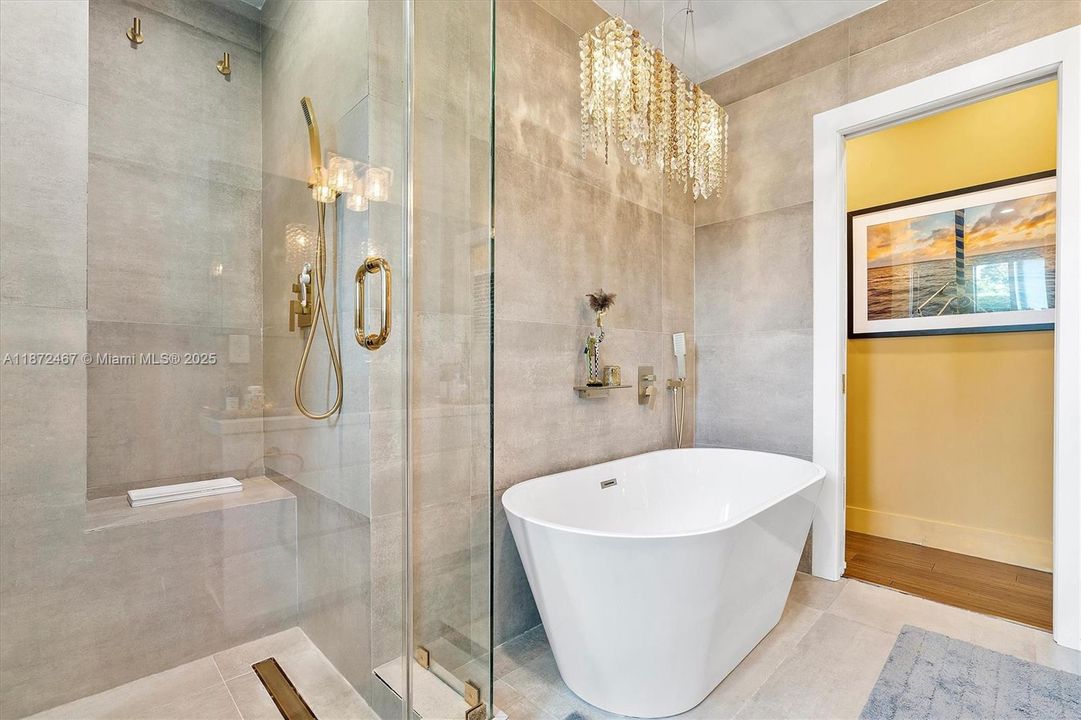 For Sale: $2,390,000 (4 beds, 4 baths, 2729 Square Feet)