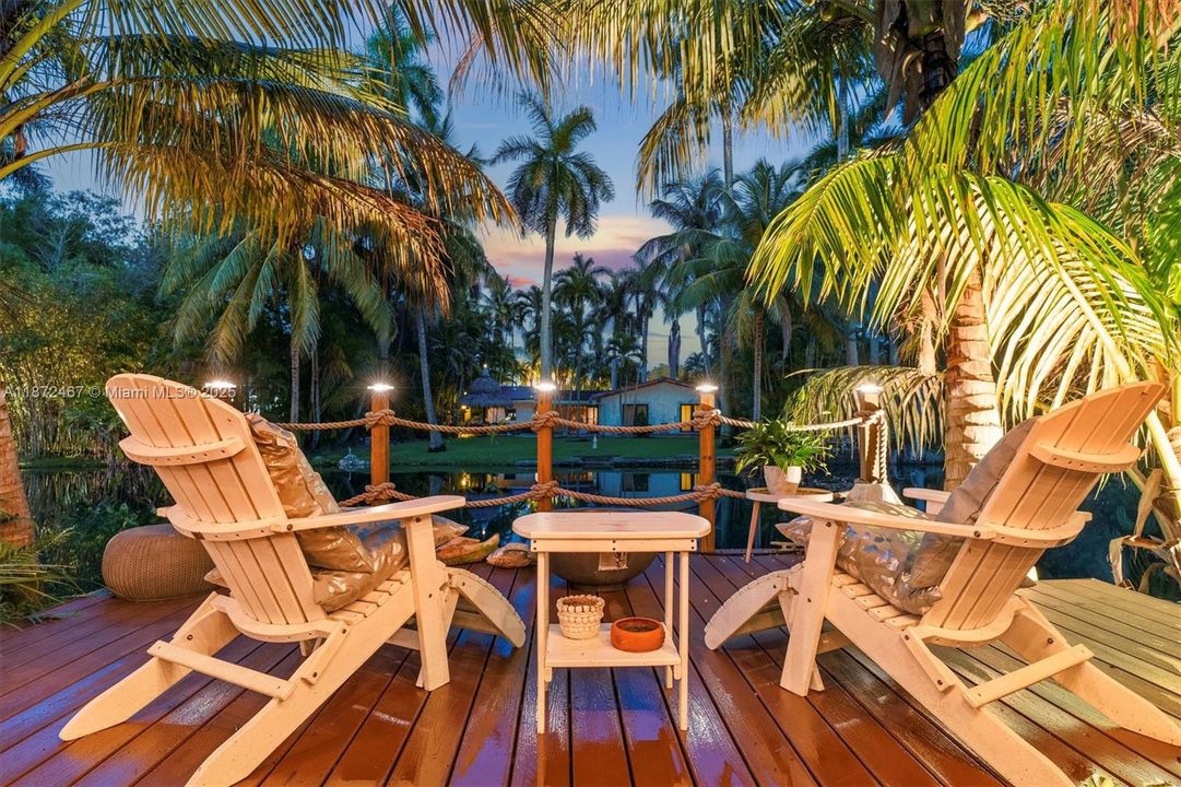 For Sale: $2,390,000 (4 beds, 4 baths, 2729 Square Feet)