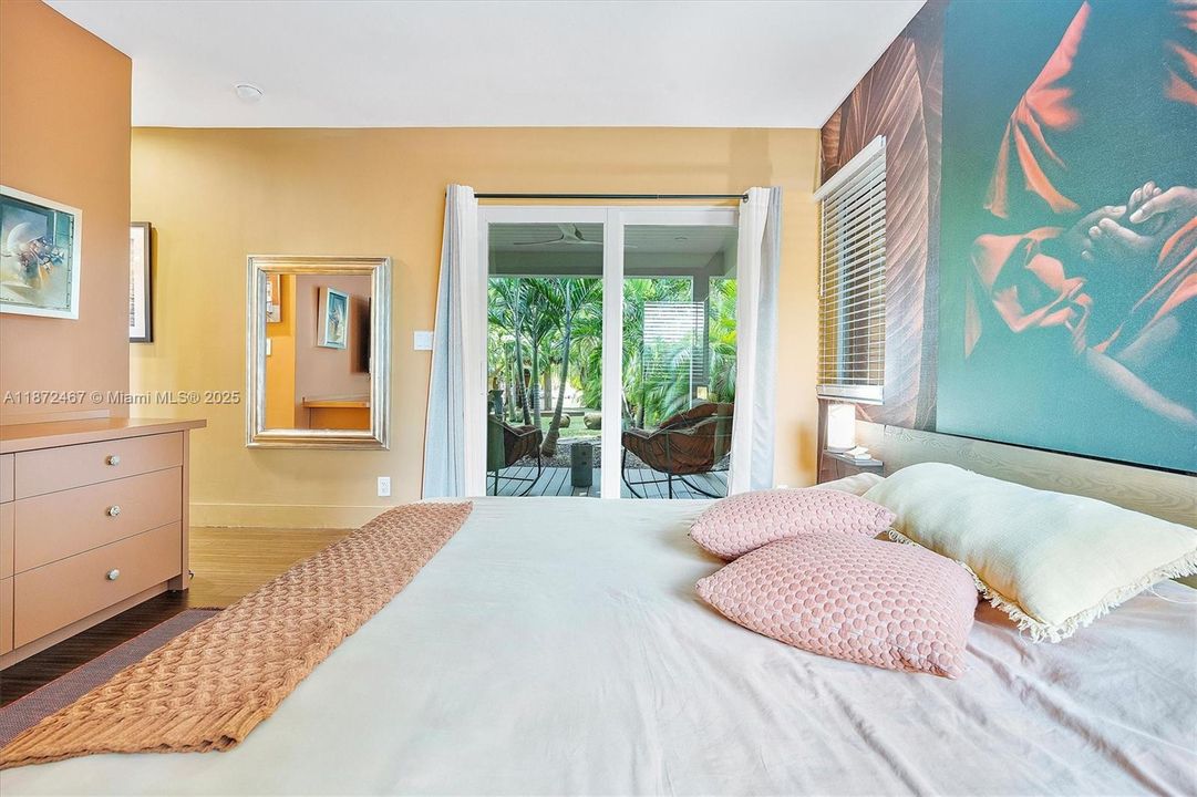 For Sale: $2,390,000 (4 beds, 4 baths, 2729 Square Feet)