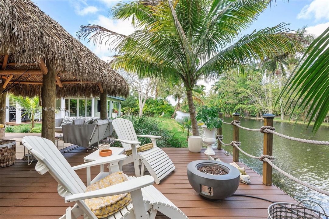 For Sale: $2,390,000 (4 beds, 4 baths, 2729 Square Feet)