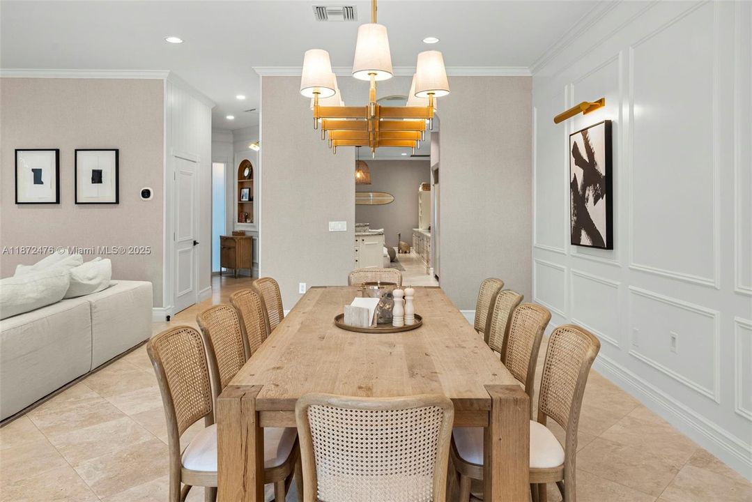 For Rent: $22,500 (5 beds, 4 baths, 3022 Square Feet)