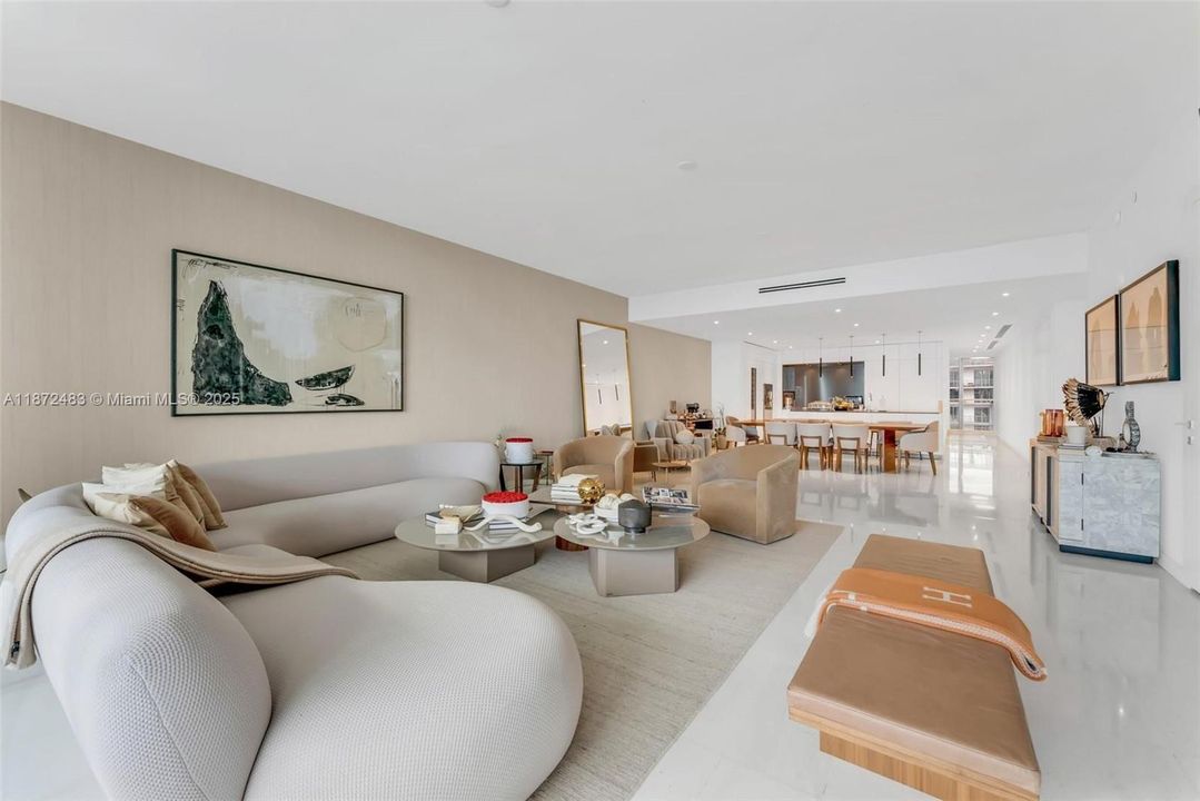 For Rent: $35,000 (4 beds, 5 baths, 3214 Square Feet)