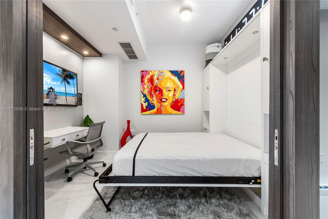 Recientemente alquilado: $9,750 (2 camas, 2 baños, 1675 Pies cuadrados)