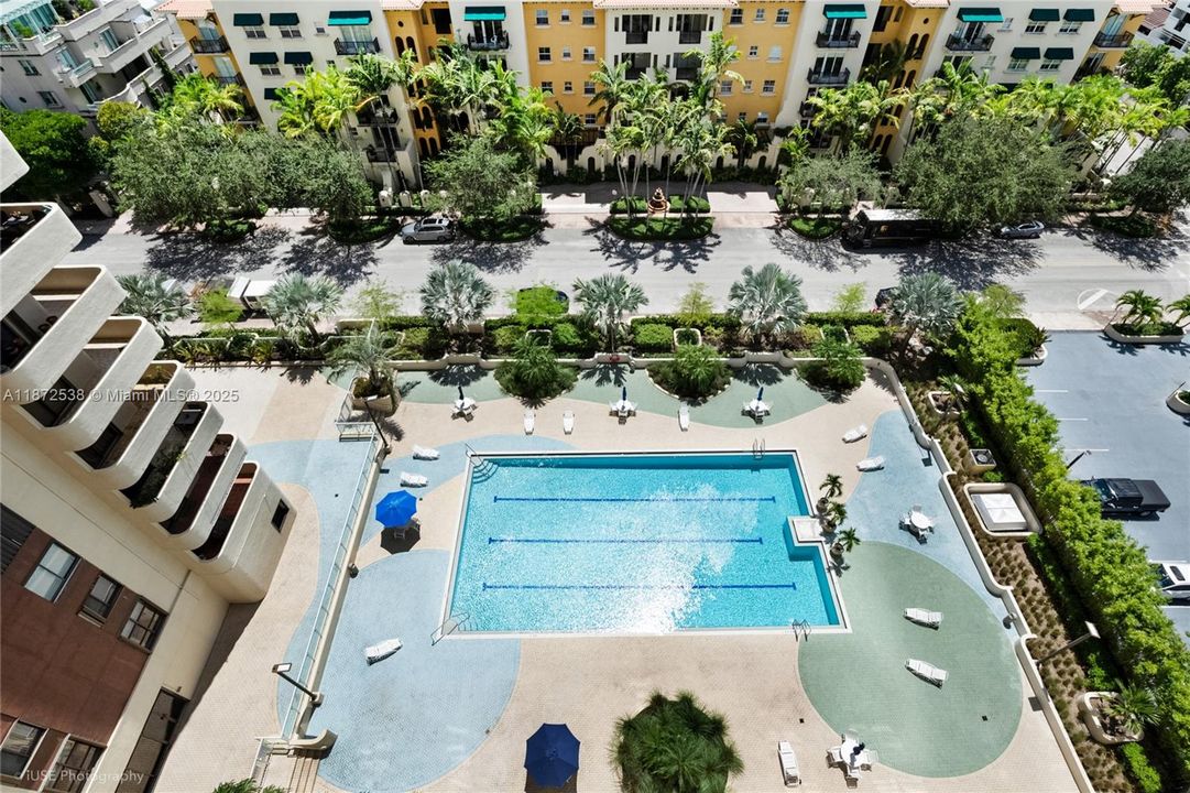 Vendido Recientemente: $695,000 (2 camas, 2 baños, 1423 Pies cuadrados)