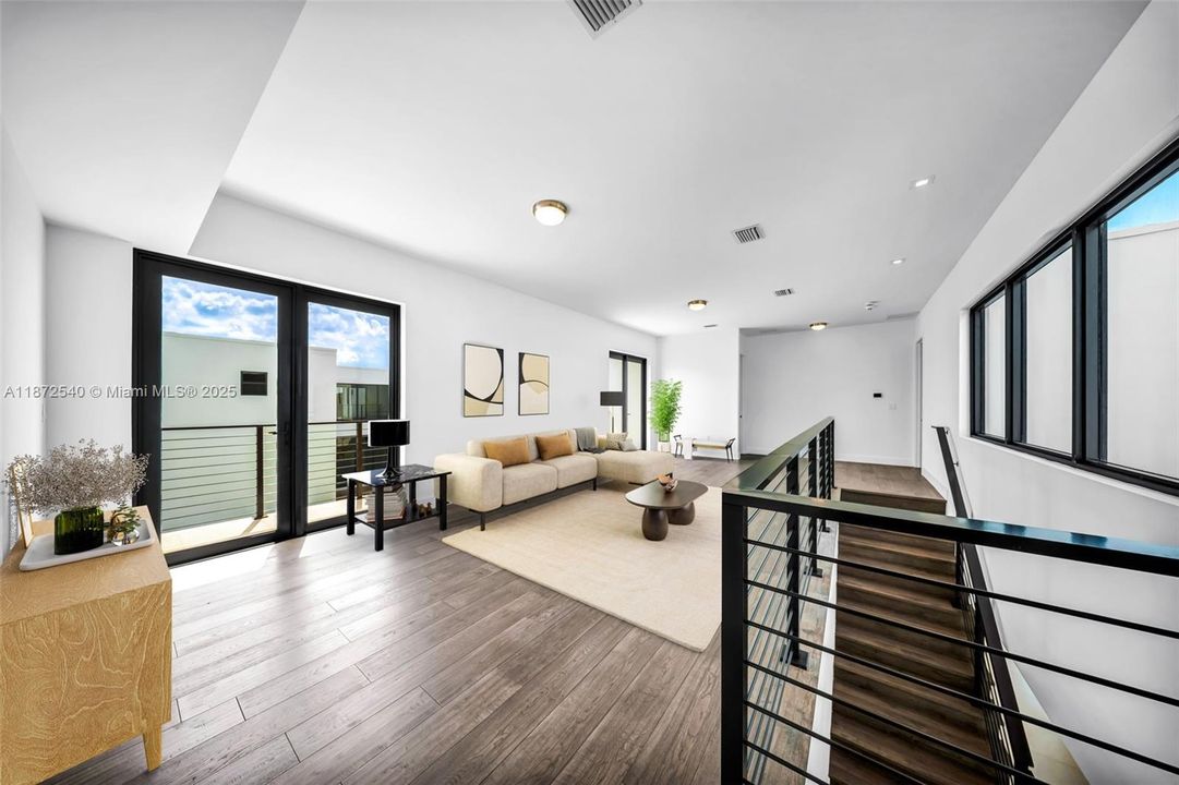 待售: $3,250,000 (5 贝兹, 6 浴室, 5368 平方英尺)