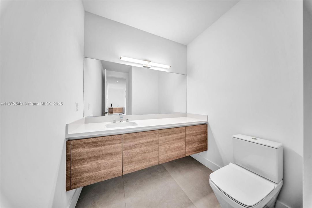 待售: $3,250,000 (5 贝兹, 6 浴室, 5368 平方英尺)