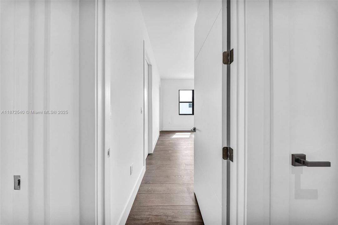 待售: $3,250,000 (5 贝兹, 6 浴室, 5368 平方英尺)