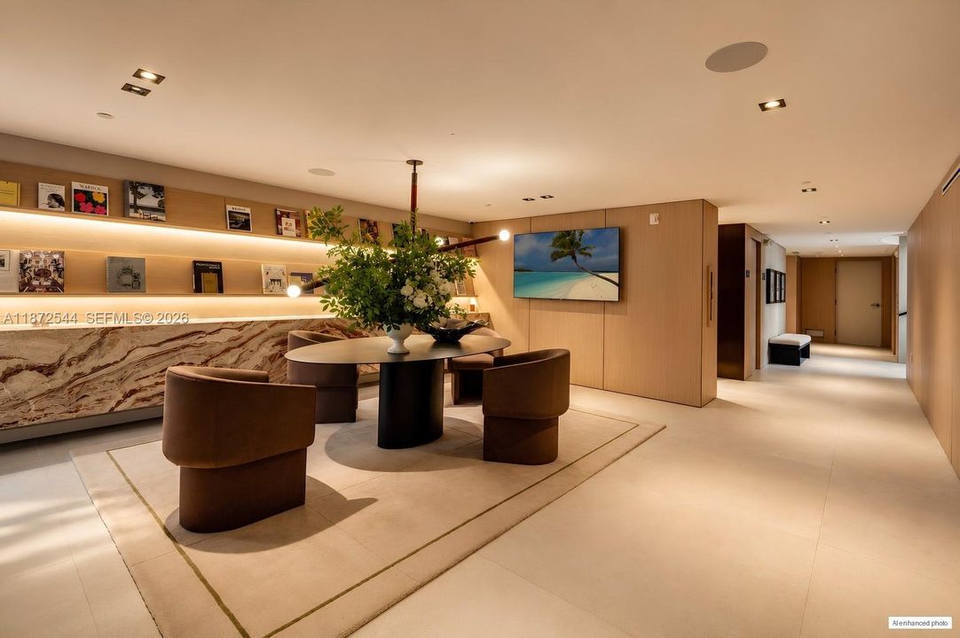 En Venta: $1,739,900 (3 camas, 3 baños, 1662 Pies cuadrados)