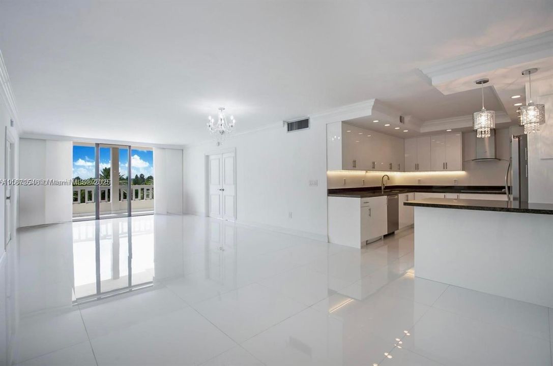 Open Kitchen split 2 bedrooms