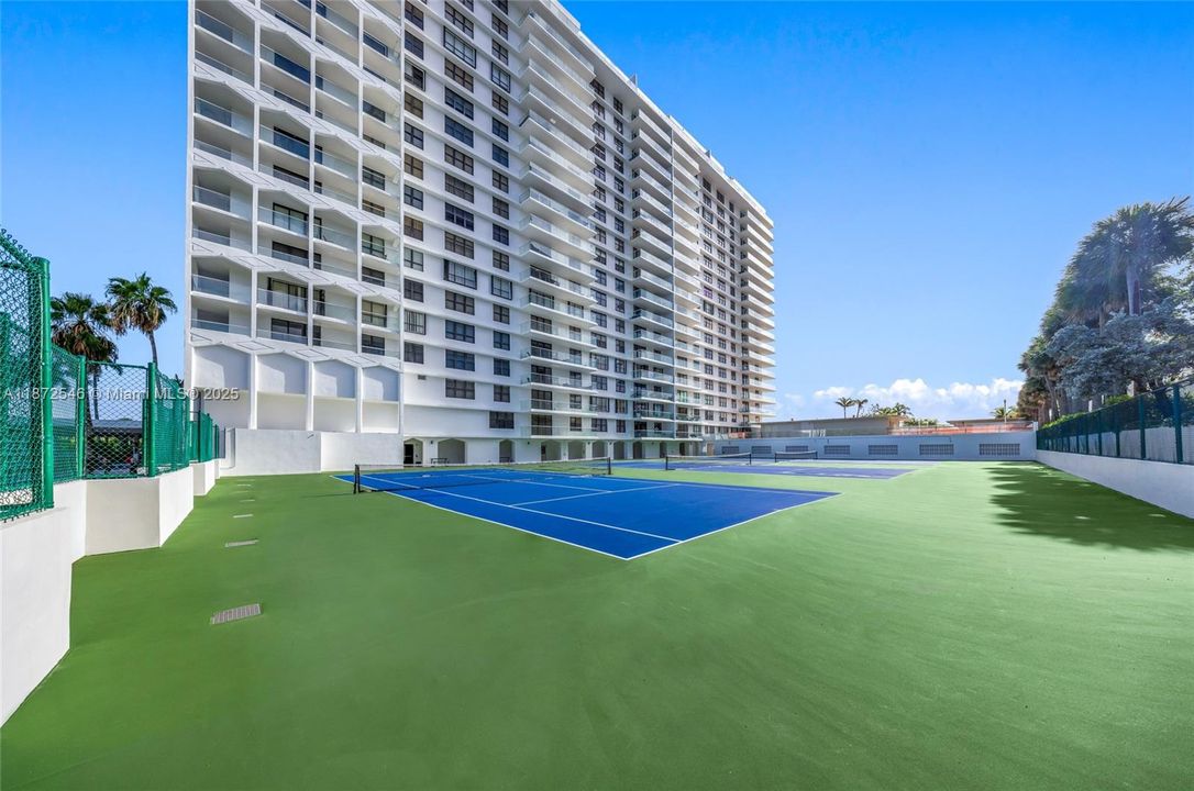 En Venta: $1,299,999 (2 camas, 2 baños, 1388 Pies cuadrados)