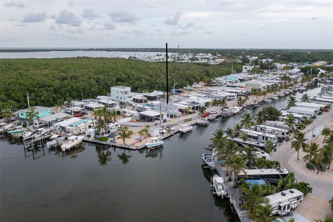 For Rent: $5,000 (2 beds, 2 baths, 726 Square Feet)