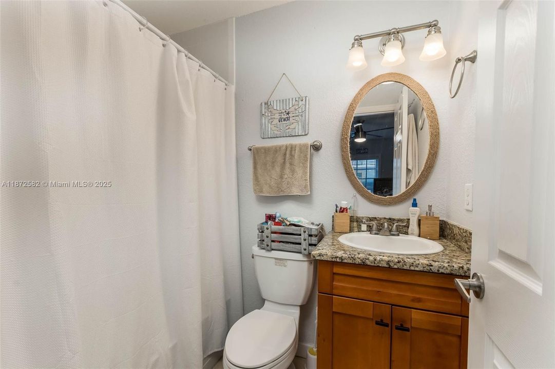 For Rent: $5,000 (2 beds, 2 baths, 726 Square Feet)