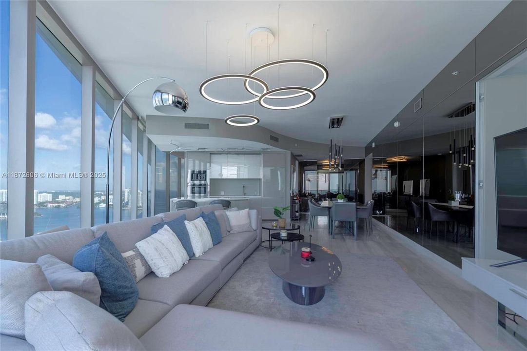 En Venta: $3,580,000 (2 camas, 2 baños, 1634 Pies cuadrados)