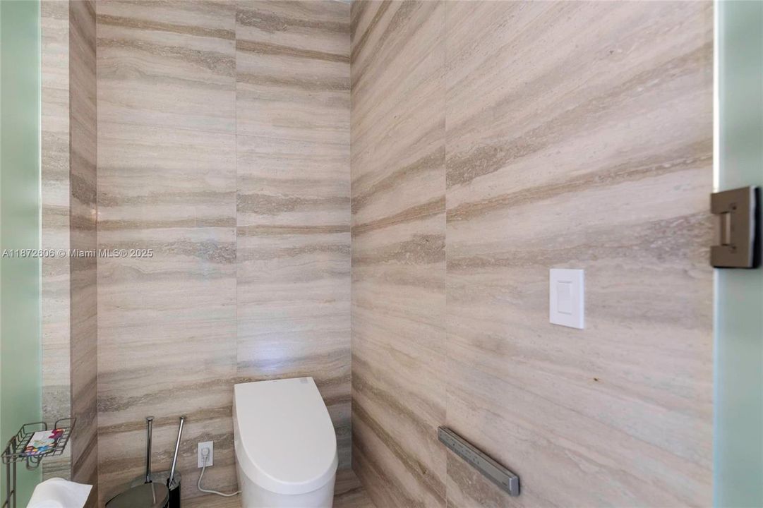 En Venta: $3,580,000 (2 camas, 2 baños, 1634 Pies cuadrados)