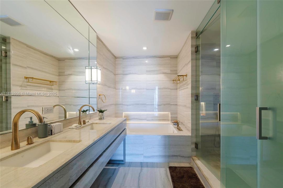 En Venta: $3,580,000 (2 camas, 2 baños, 1634 Pies cuadrados)