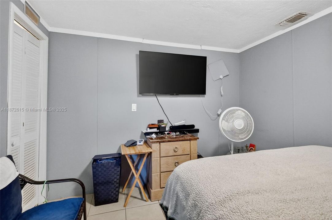 На продажу: $349,900 (2 спален, 3 ванн, 1416 Квадратных фут)