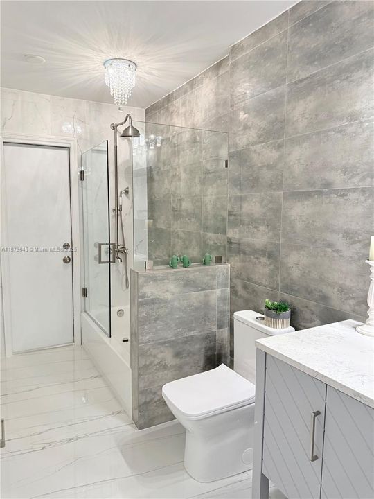 Vendido Recientemente: $698,500 (3 camas, 2 baños, 1842 Pies cuadrados)