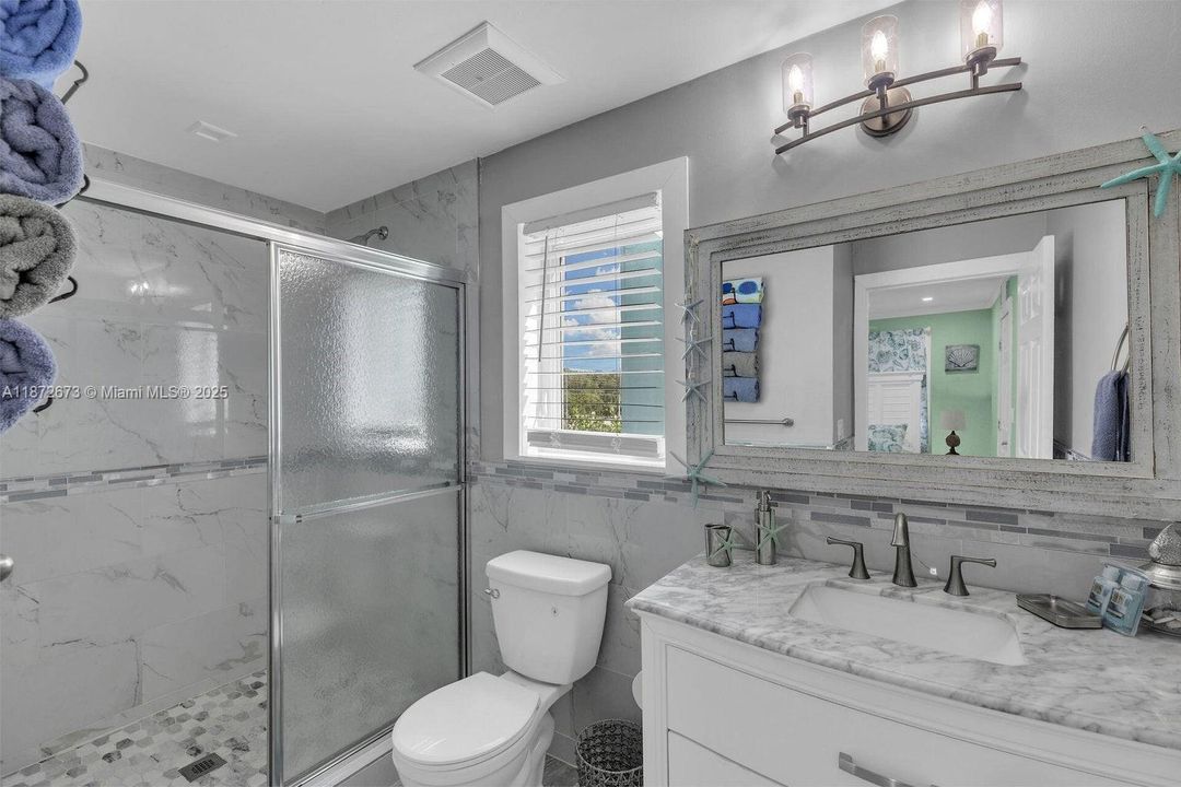 待售: $960,000 (4 贝兹, 3 浴室, 1540 平方英尺)