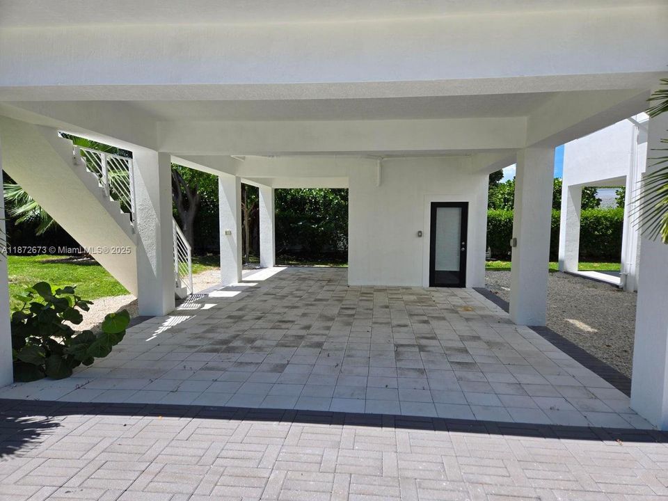 待售: $960,000 (4 贝兹, 3 浴室, 1540 平方英尺)