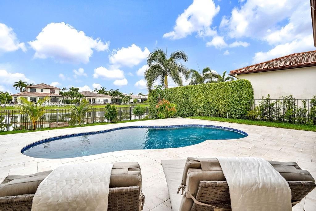 В аренду: $8,000 (3 спален, 3 ванн, 3076 Квадратных фут)