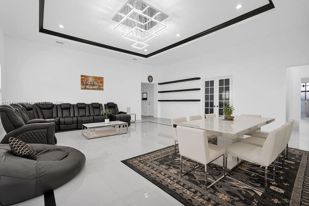 В аренду: $8,000 (3 спален, 3 ванн, 3076 Квадратных фут)