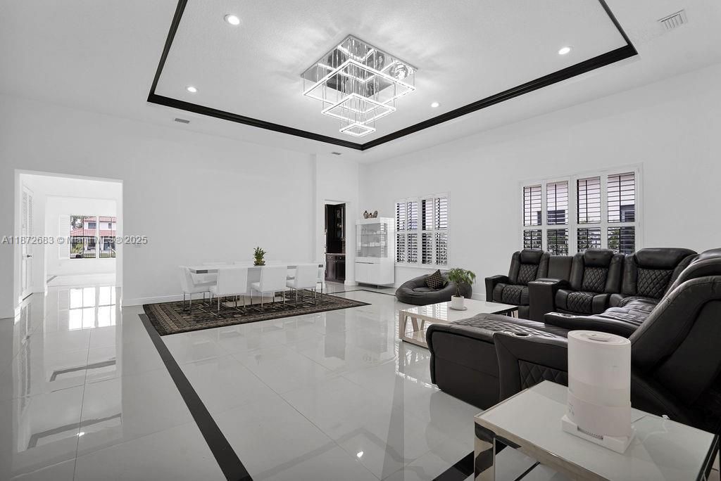 В аренду: $8,000 (3 спален, 3 ванн, 3076 Квадратных фут)