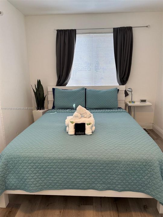 En Venta: $647,000 (0 camas, 0 baños, 1046 Pies cuadrados)