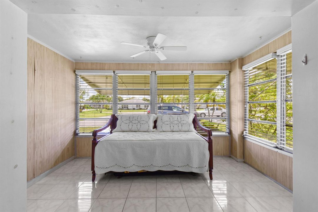 1097CirTerrW,AptC-Interior(4)