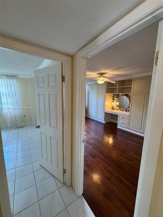 hallway between bedrooms