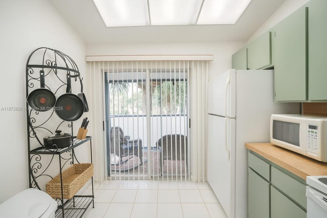 待售: $250,000 (2 贝兹, 2 浴室, 0 平方英尺)