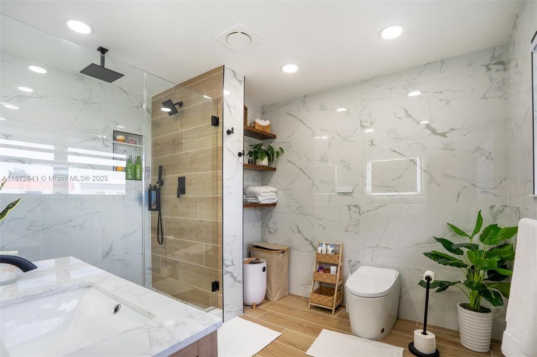 Active With Contract: $499,999 (3 beds, 2 baths, 1606 Square Feet)