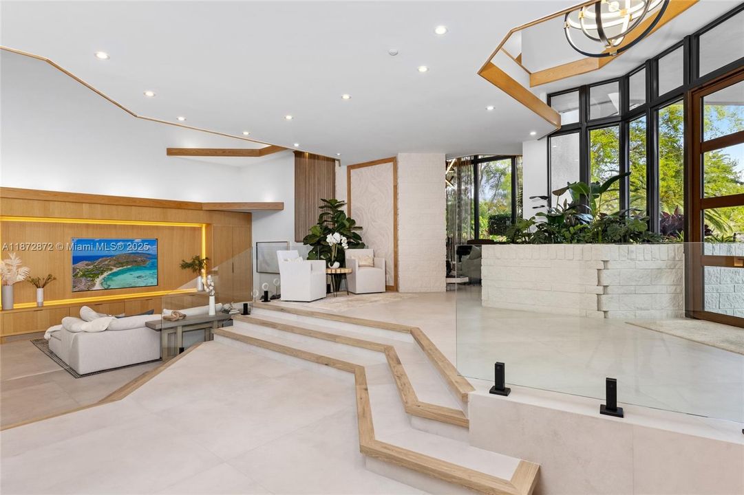 En Venta: $10,995,000 (6 camas, 7 baños, 10635 Pies cuadrados)