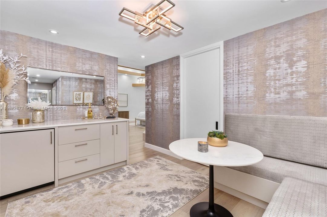 En Venta: $10,995,000 (6 camas, 7 baños, 10635 Pies cuadrados)