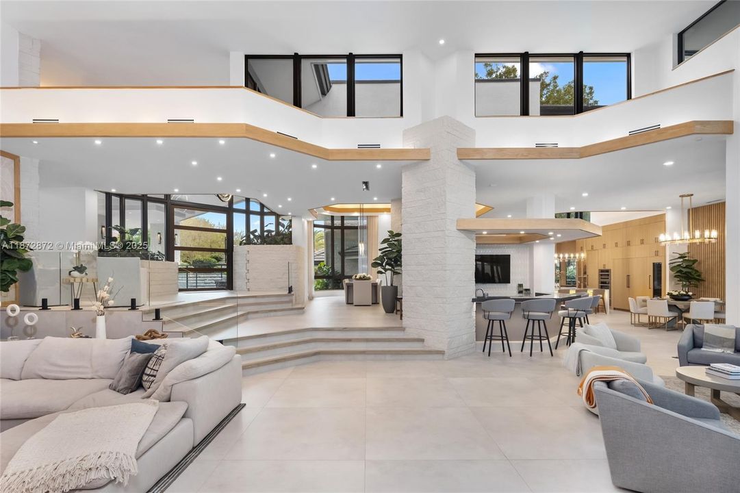 En Venta: $10,995,000 (6 camas, 7 baños, 10635 Pies cuadrados)