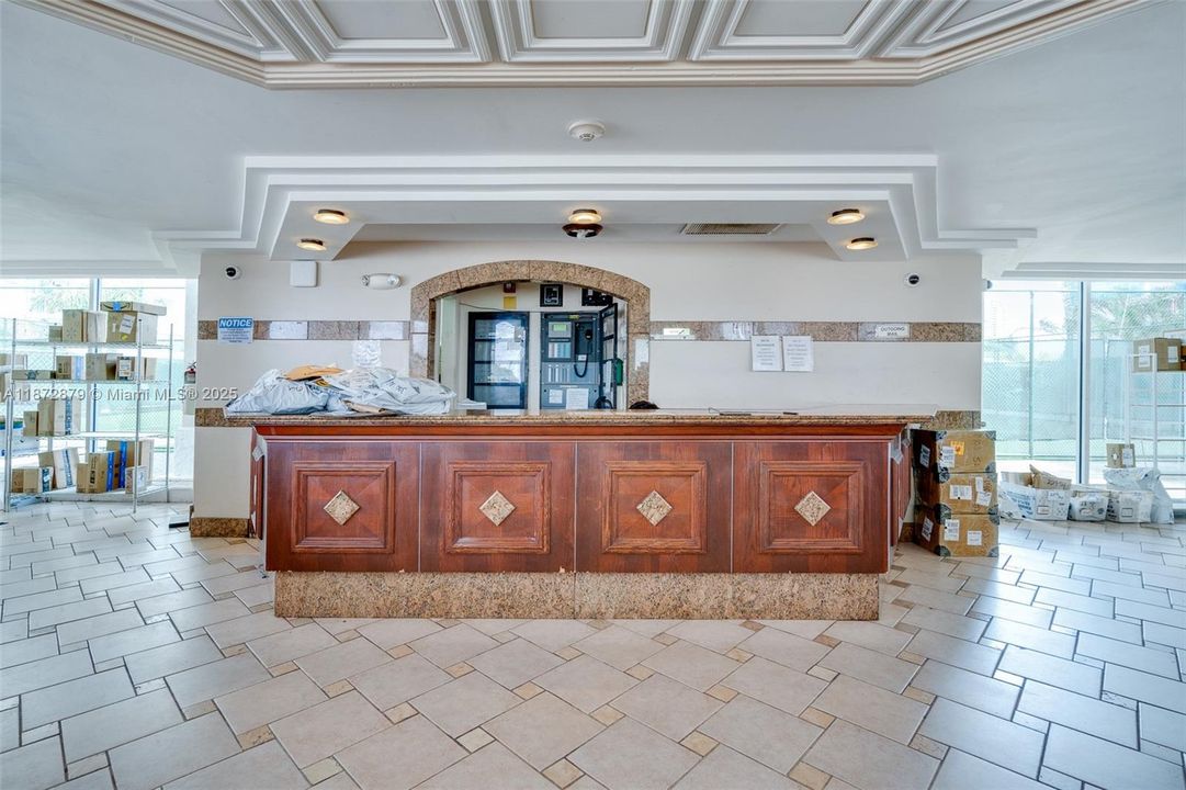 For Sale: $499,555 (3 beds, 3 baths, 2570 Square Feet)