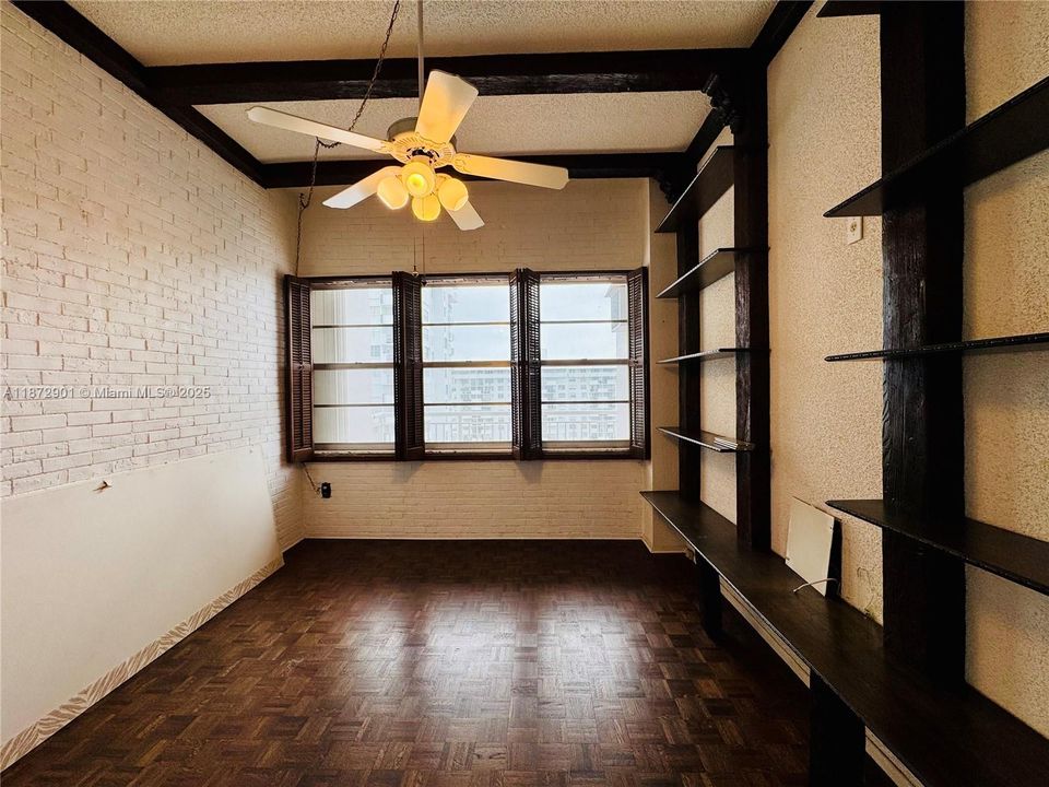 For Sale: $499,555 (3 beds, 3 baths, 2570 Square Feet)