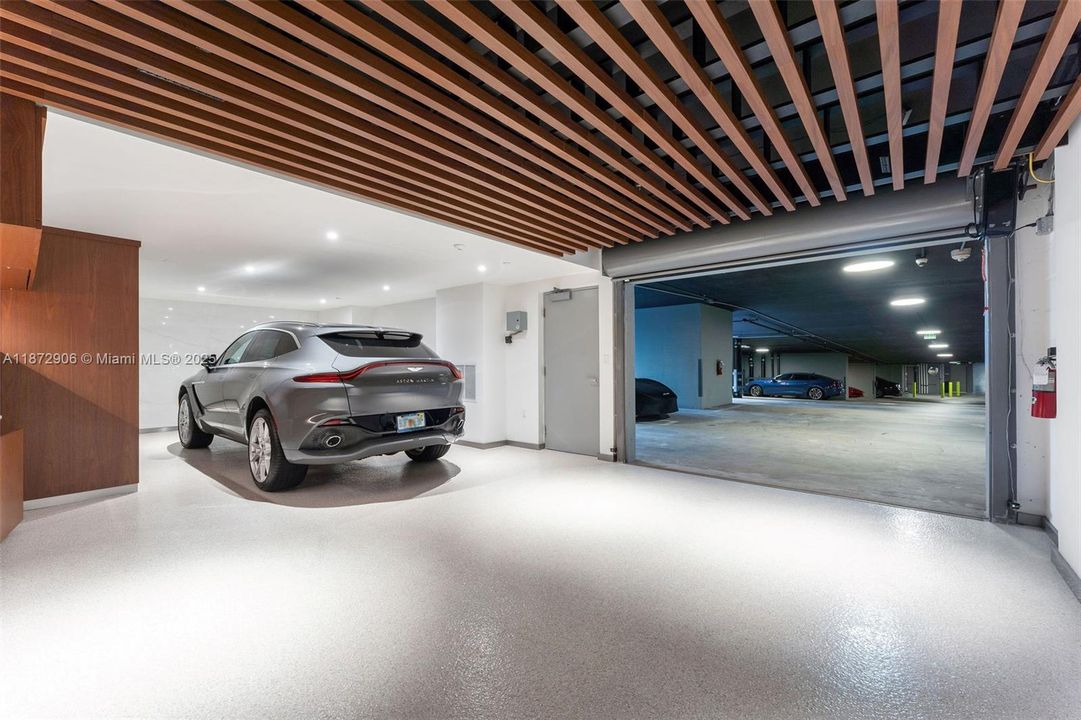 Signature Garage by Aston Martin Design