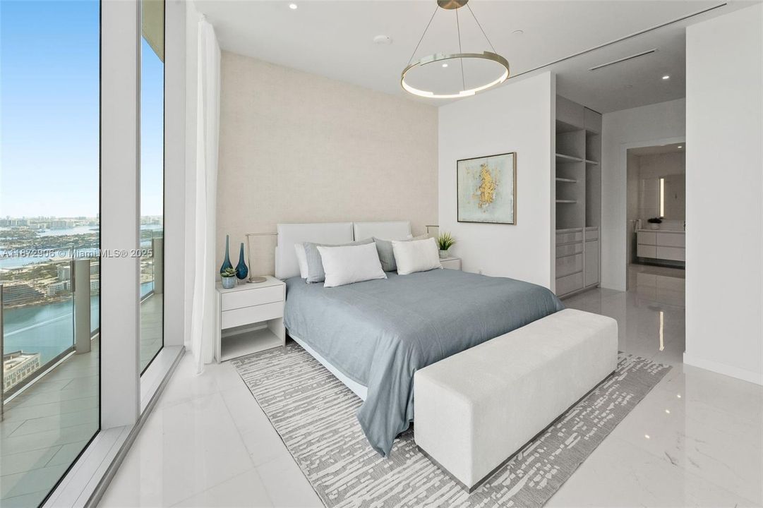 待售: $28,600,000 (5 贝兹, 6 浴室, 9063 平方英尺)