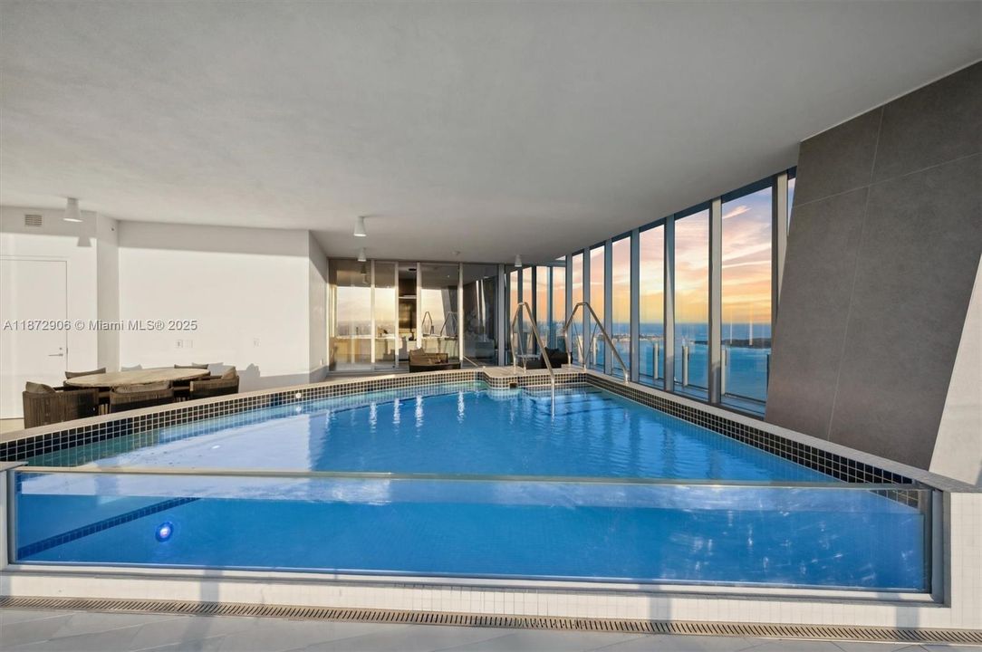 待售: $28,600,000 (5 贝兹, 6 浴室, 9063 平方英尺)