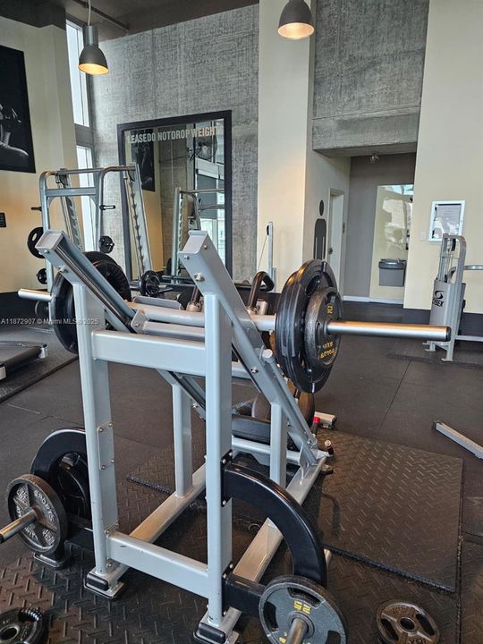 待售: $464,700 (2 贝兹, 2 浴室, 1113 平方英尺)