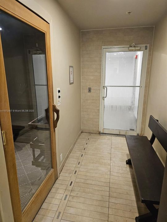 待售: $464,700 (2 贝兹, 2 浴室, 1113 平方英尺)