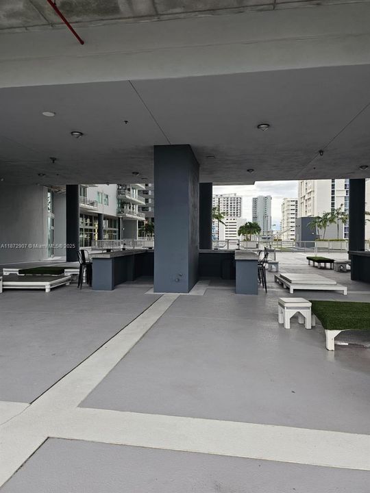 待售: $464,700 (2 贝兹, 2 浴室, 1113 平方英尺)