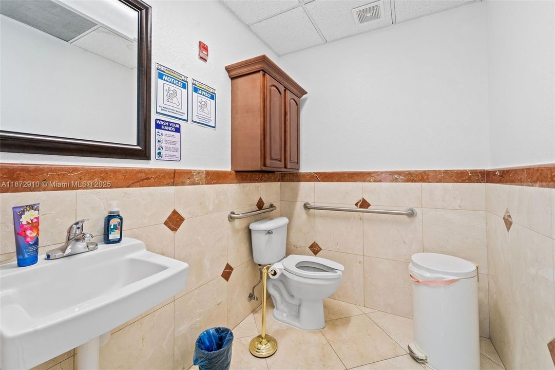 待售: $650,000 (0 贝兹, 0 浴室, 0 平方英尺)