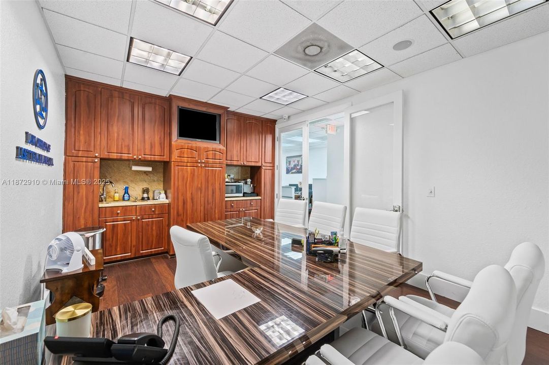 待售: $650,000 (0 贝兹, 0 浴室, 0 平方英尺)