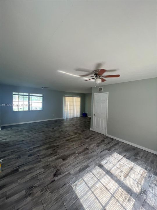 En Venta: $218,000 (3 camas, 1 baños, 1228 Pies cuadrados)